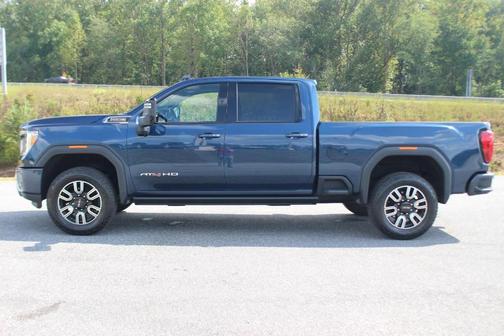 2022 GMC Sierra 2500 AT4