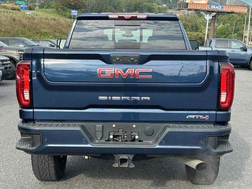 2022 GMC Sierra 2500 AT4