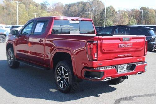2025 GMC Sierra 1500 AT4