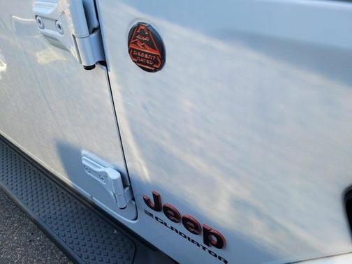 2024 Jeep Gladiator Mojave X