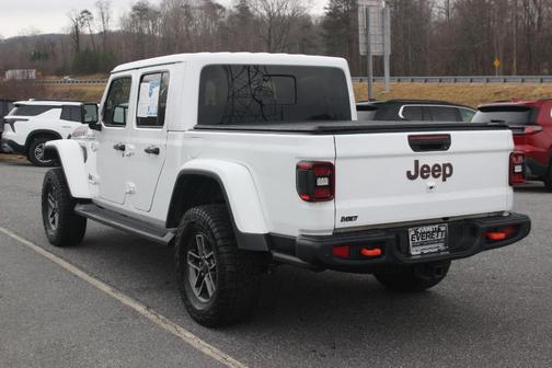 2024 Jeep Gladiator Mojave X