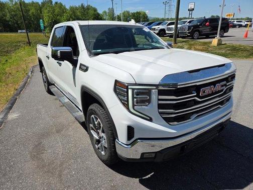 Summit White 2025 GMC Sierra 1500 SLT