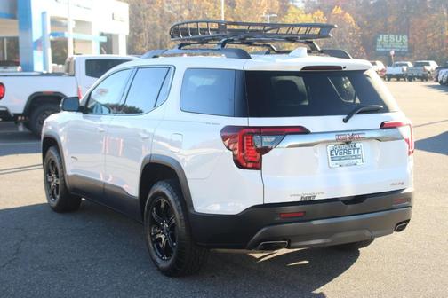 2021 GMC Acadia AT4