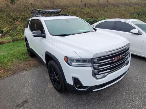 2021 GMC Acadia AT4