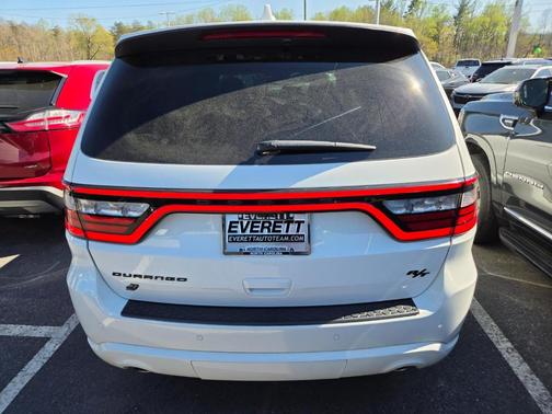 White Knuckle Clearcoat 2022 Dodge Durango R/T
