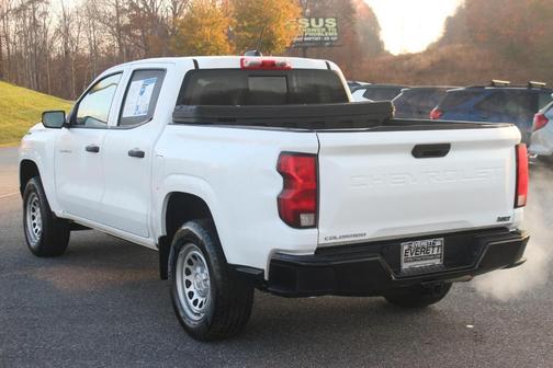 2024 Chevrolet Colorado WT
