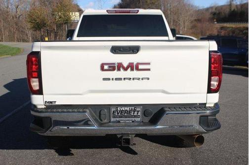 2023 GMC Sierra 2500 Pro