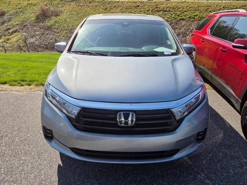 Lunar Silver Metallic 2021 Honda Odyssey Elite