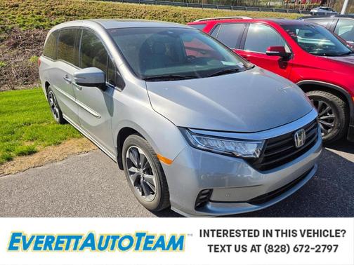 Lunar Silver Metallic 2021 Honda Odyssey Elite
