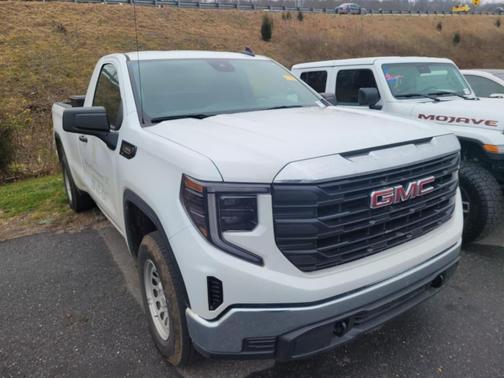 2025 GMC Sierra 1500 Pro