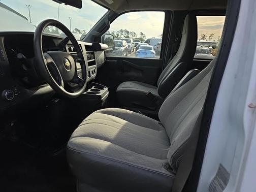 2020 Chevrolet Express 3500 LT