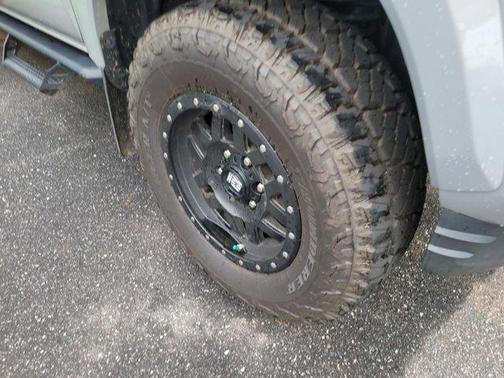 2019 Toyota Tacoma SR