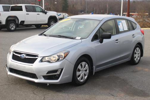 2016 Subaru Impreza 2.0i