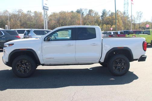 2025 GMC Canyon 2WD Elevation