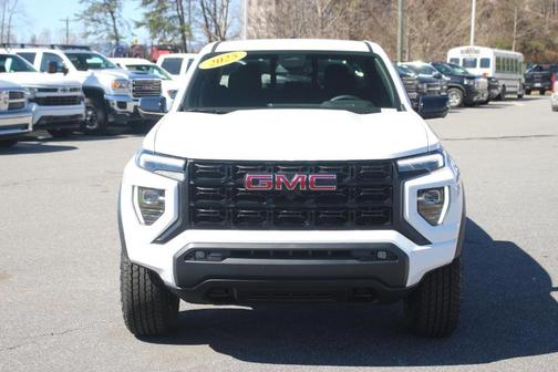 2025 GMC Canyon 2WD Elevation