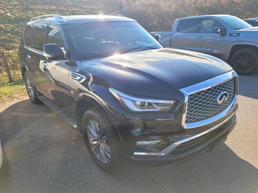 2020 INFINITI QX80 Luxe