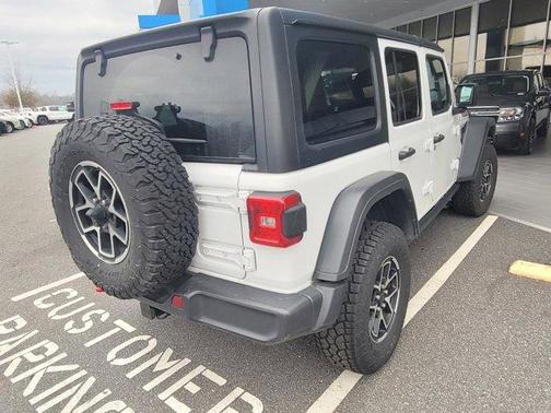 2024 Jeep Wrangler Rubicon