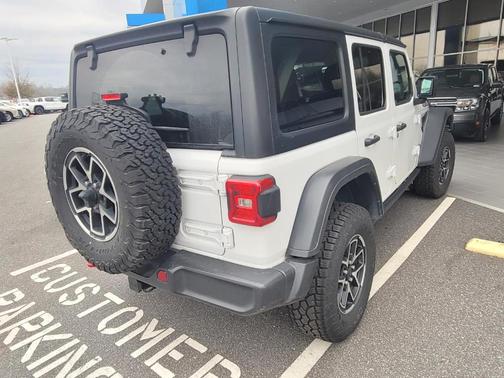 2024 Jeep Wrangler Rubicon