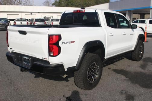 2024 Chevrolet Colorado ZR2