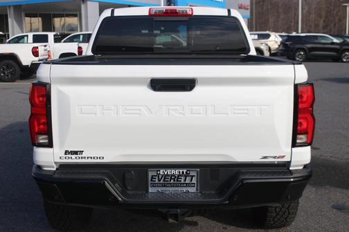 2024 Chevrolet Colorado ZR2