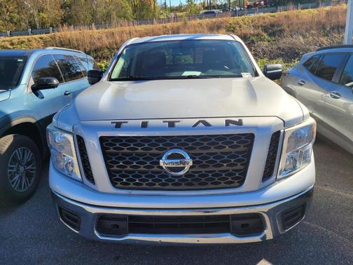 2017 Nissan Titan S