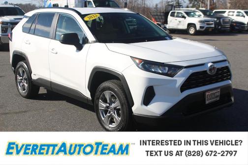 2022 Toyota RAV4 Hybrid LE