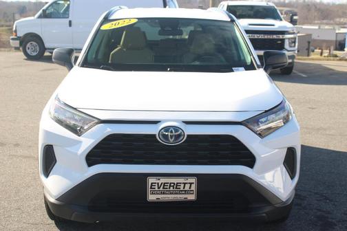 2022 Toyota RAV4 Hybrid LE