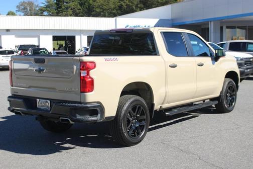 2022 Chevrolet Silverado 1500 Custom Trail Boss