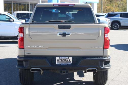 2022 Chevrolet Silverado 1500 Custom Trail Boss