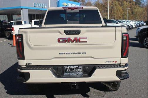 2026 GMC Sierra 3500 AT4