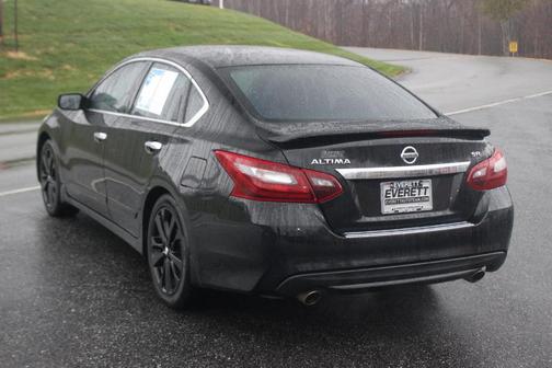 2017 Nissan Altima 2.5 SR