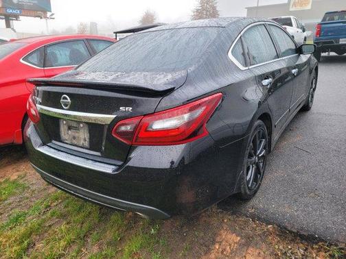 2017 Nissan Altima 2.5 SR