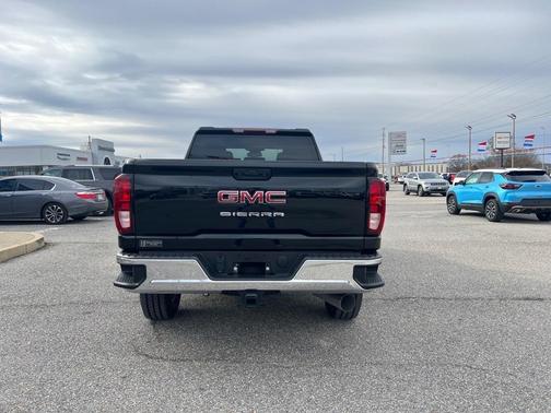 2024 GMC Sierra 2500 Pro