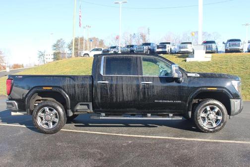 2025 GMC Sierra 2500 SLT