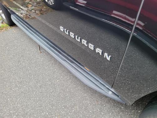 2020 Chevrolet Suburban LT