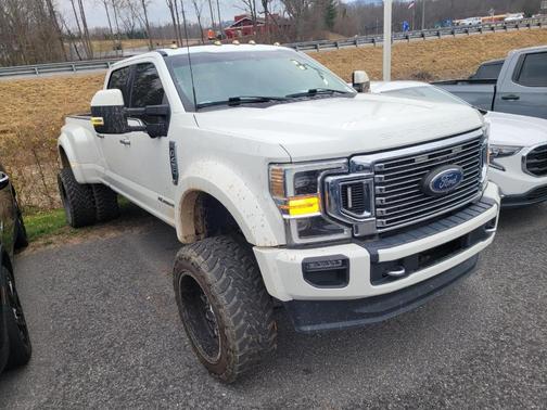 2022 Ford F-450 LIMITED