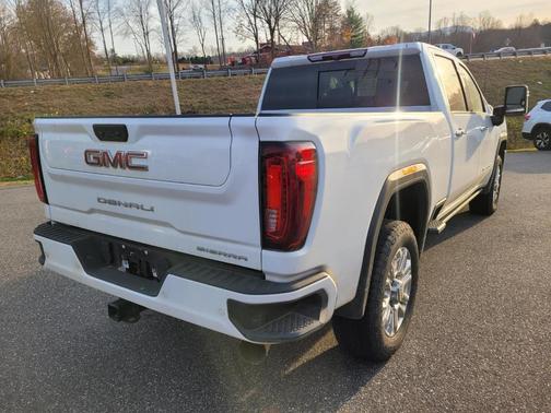 2023 GMC Sierra 3500 Denali