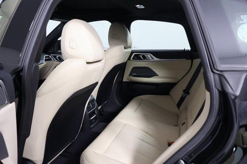 Black Sapphire Metallic 2026 BMW i4 Gran Coupe M60