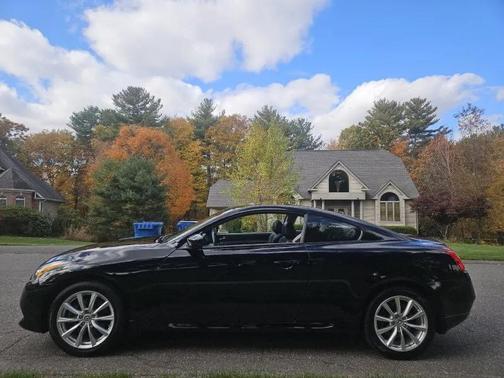 2012 INFINITI G37x Base
