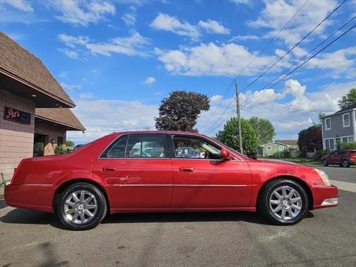 2011 Cadillac DTS Premium Collection
