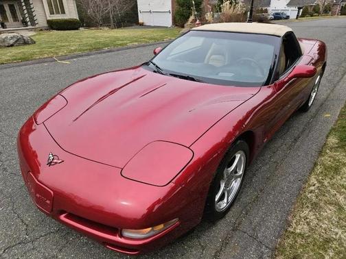 2001 Chevrolet Corvette Base