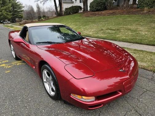 2001 Chevrolet Corvette Base