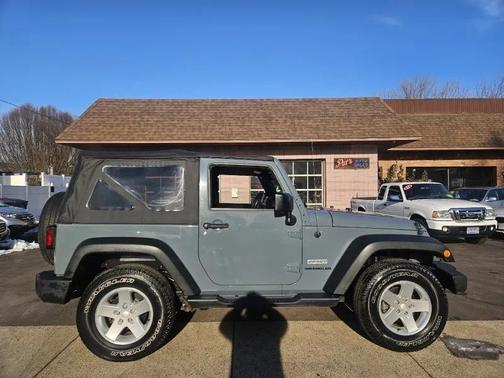 2014 Jeep Wrangler Sport