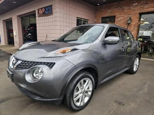 Gun Metallic 2015 Nissan Juke S