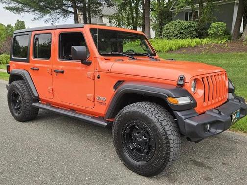 Punkn Metallic Clearcoat 2019 Jeep Wrangler Unlimited Sport