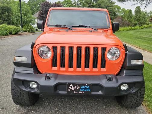 Punkn Metallic Clearcoat 2019 Jeep Wrangler Unlimited Sport