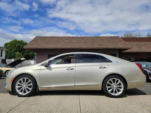 2016 Cadillac XTS Luxury