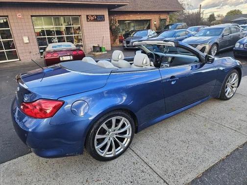 2010 INFINITI G37 Base