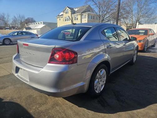 2014 Dodge Avenger SE
