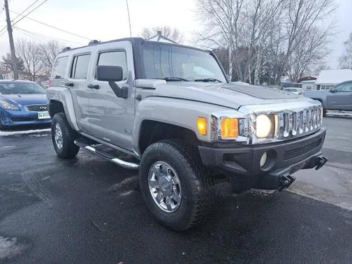 2006 Hummer H3 Base